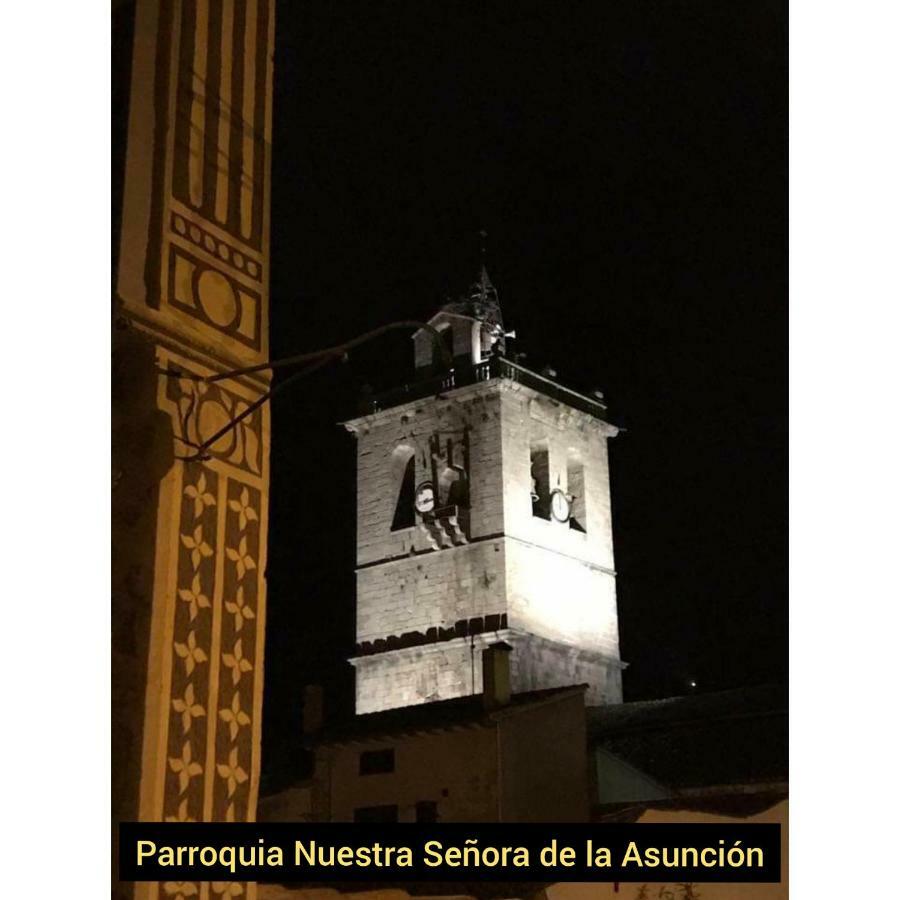 Los Callejones Arenas de San Pedro Exterior photo